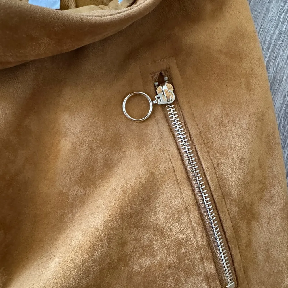 Forever 21 Tan Suede Zipper Pocket Skirt (NWT) - Image 2