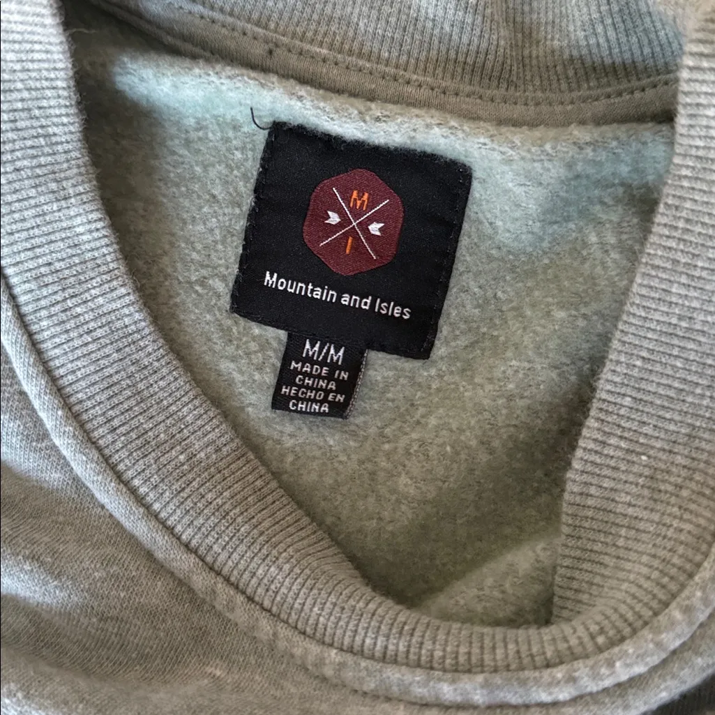 Mountain and Isles Sweatshirt Green Size M - Image 6