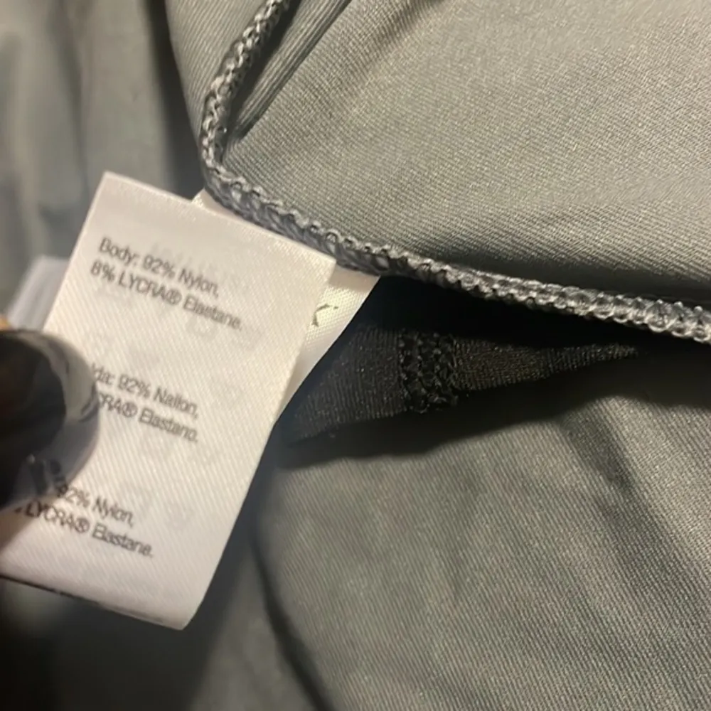 Spanx top womens cap short sleeve UPF50+ cool gray black style SA0115 shirt SzM - Image 87