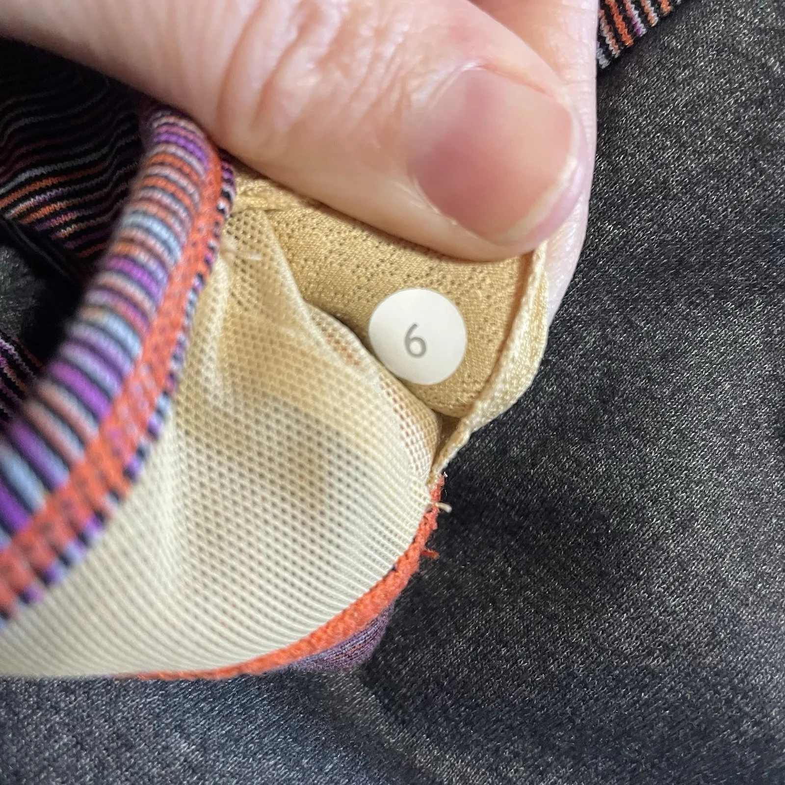 Lululemon Athletica Grey Pleated Racerback Tank Top‎ Built In Bra Size 6 - Image 7