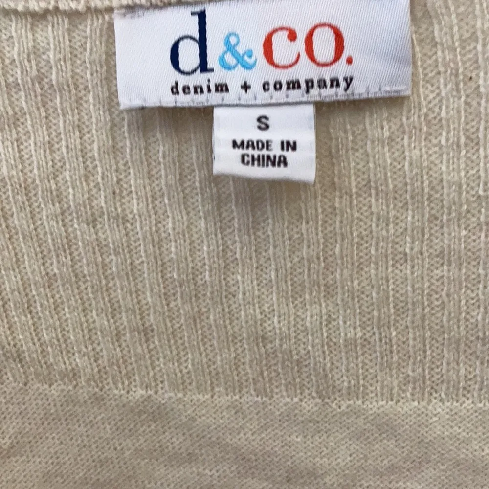 FINAL MARKDOWN Denim and company button front vest small - Image 3