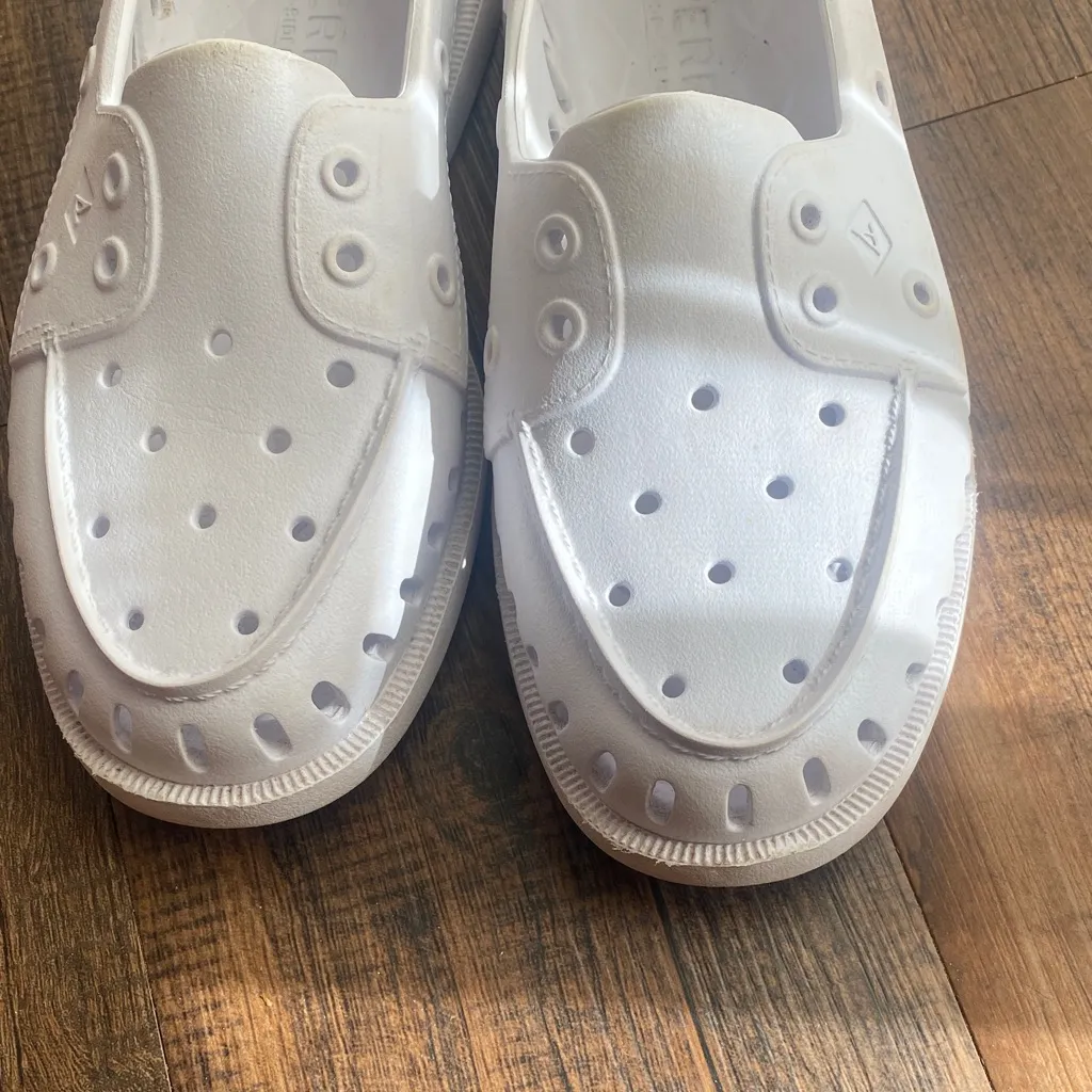 Sperry Slip-On White Water Shoes - Image 3