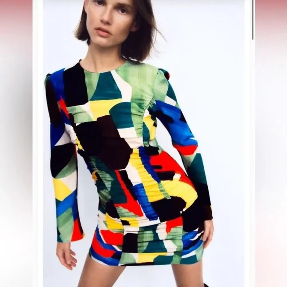 ZARA Abstract Colourful Ruched bodycon Mini Dress long sleeve Bloggers Fave 80s - Image 3