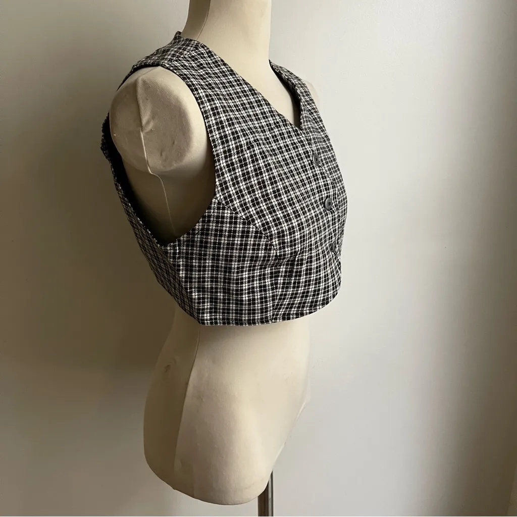 Deadstock Vintage 90s NWT Contempo Casuals Mini Vest Black White Plaid Medium - Image 3