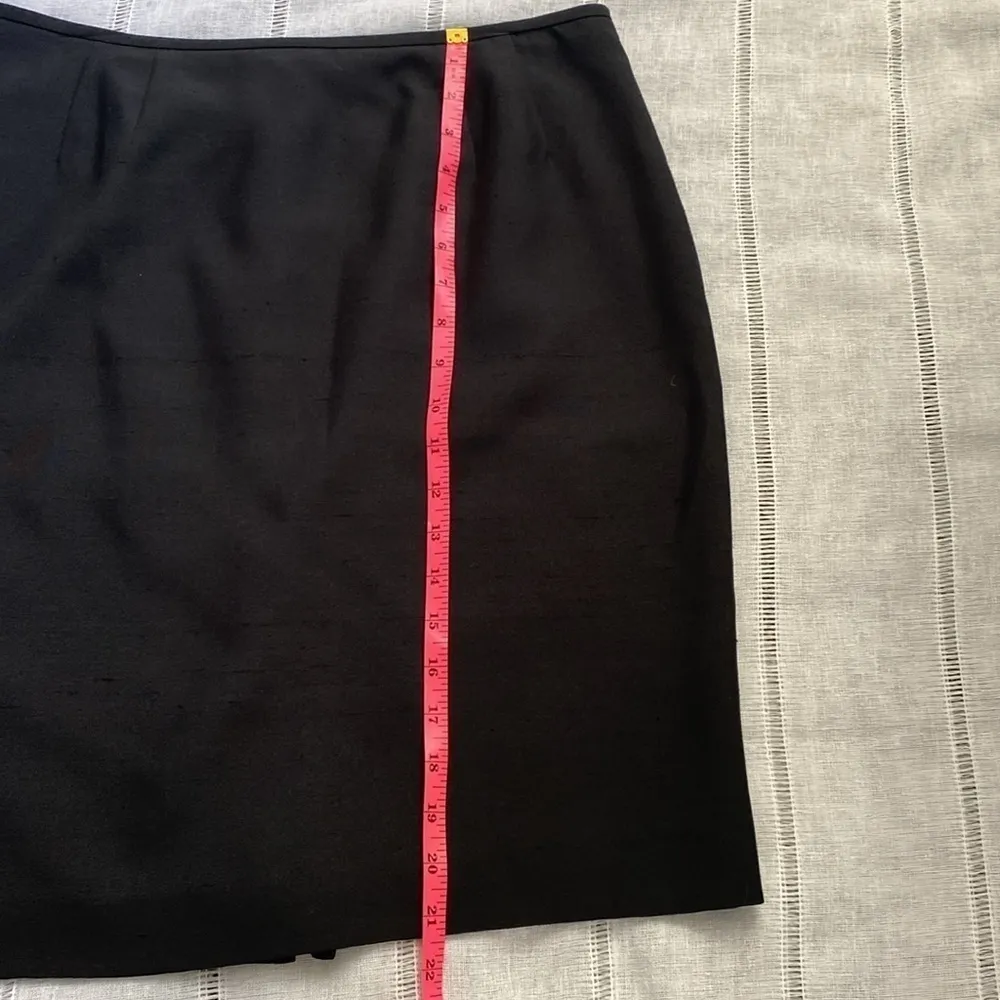 Kasper vintage black silk pencil skirt. - Image 7