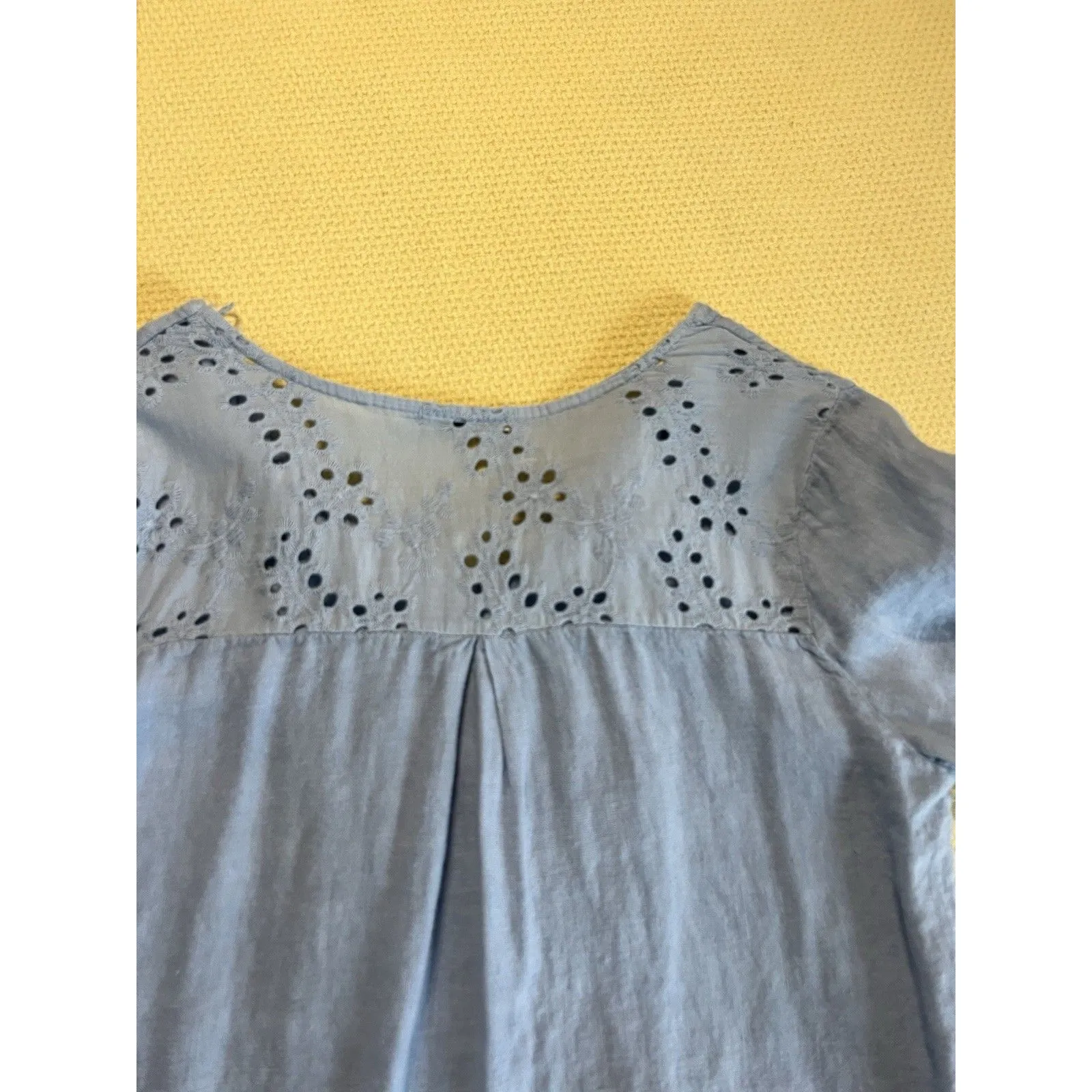 Lungo L’arno Blue 100% Linen Blouse Size M Pintuck Pleated Eyelet Coastal Size M - Image 5