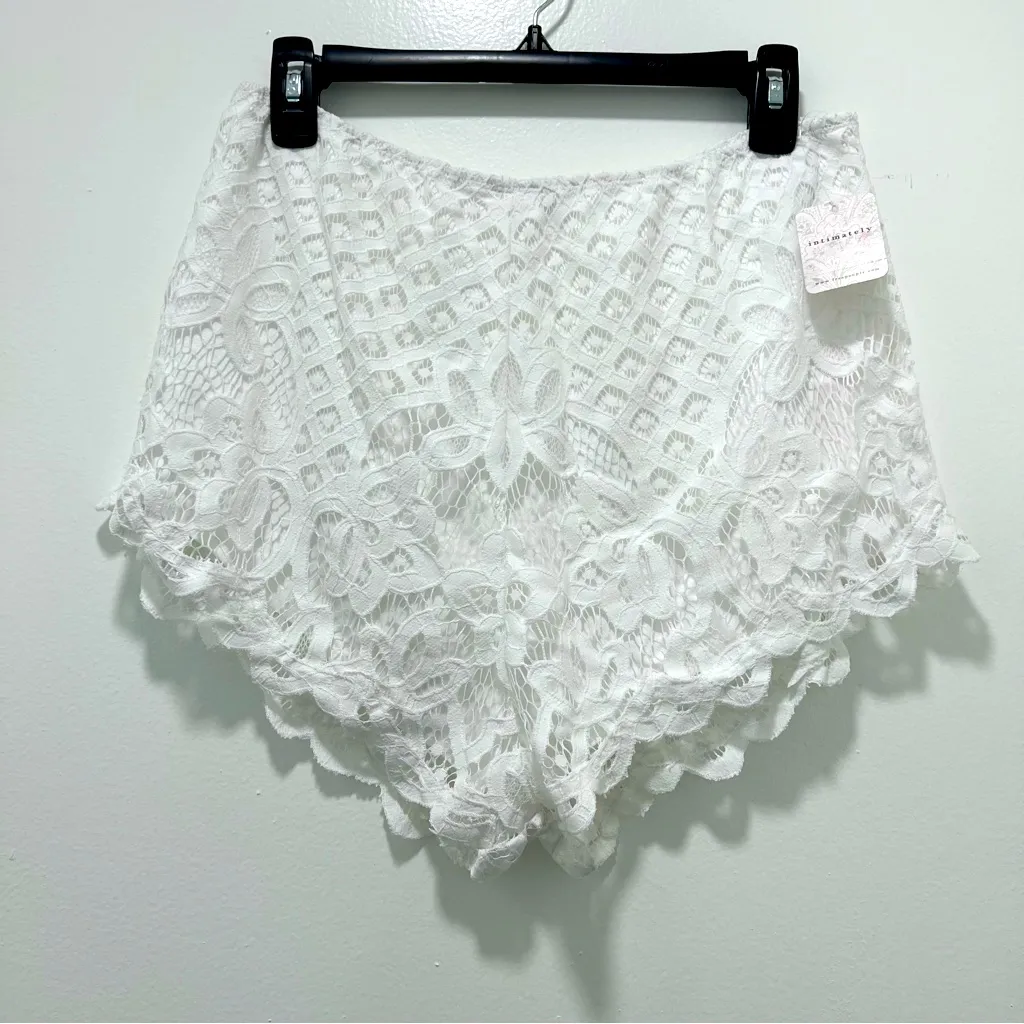 Free People Intimately Adella Lace Shorts in White, Size L, NWT - Image 8