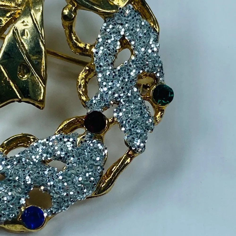 Christmas Holiday Wreath Jewelry Pin Brooch Rhinestones Gold Tone Bow Glitter - Image 9