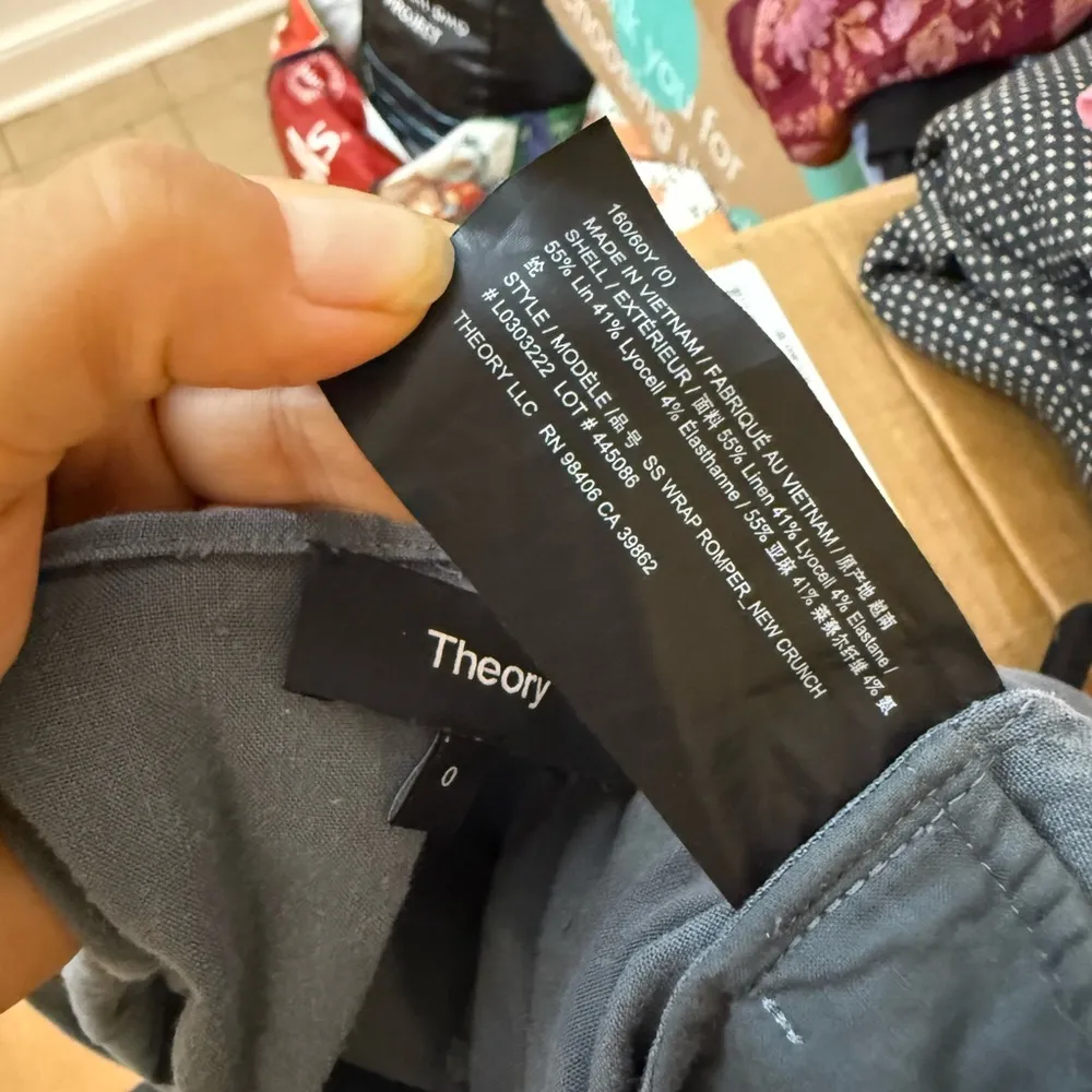 Theory Gray Short Sleeve New Crunch Wrap Romper - Image 5