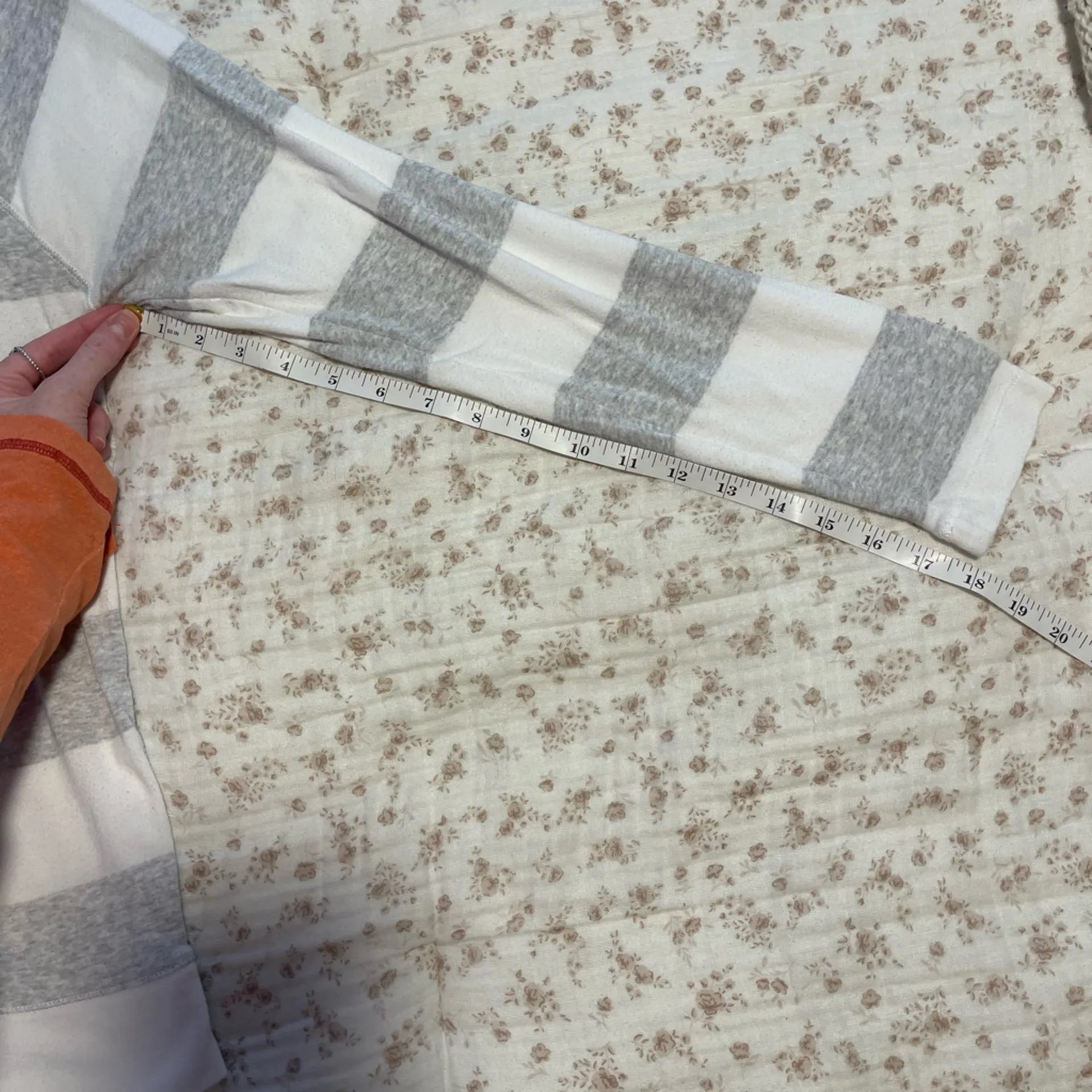 The Limited Long Sleeve Gray and White Tee - Image 7