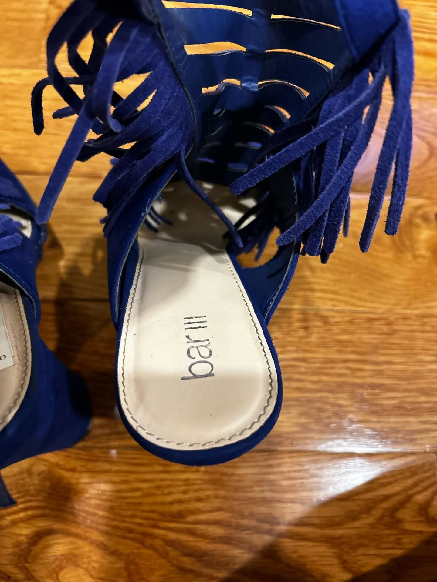 Bar III royal blue suede block-heel fringe platform gladiator sandals 7.5 - Image 20