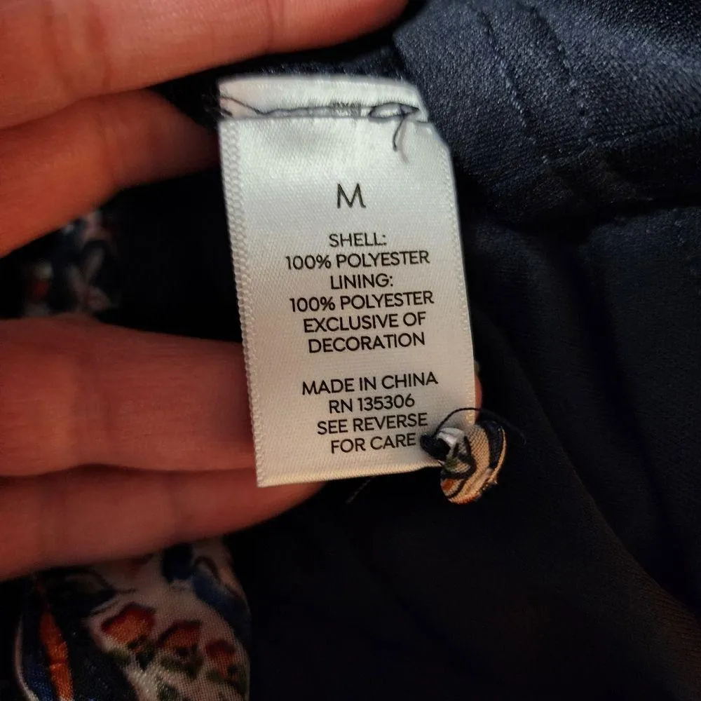 Westport Navy Paisley Cold Shoulder Blouse Size Medium - Image 10