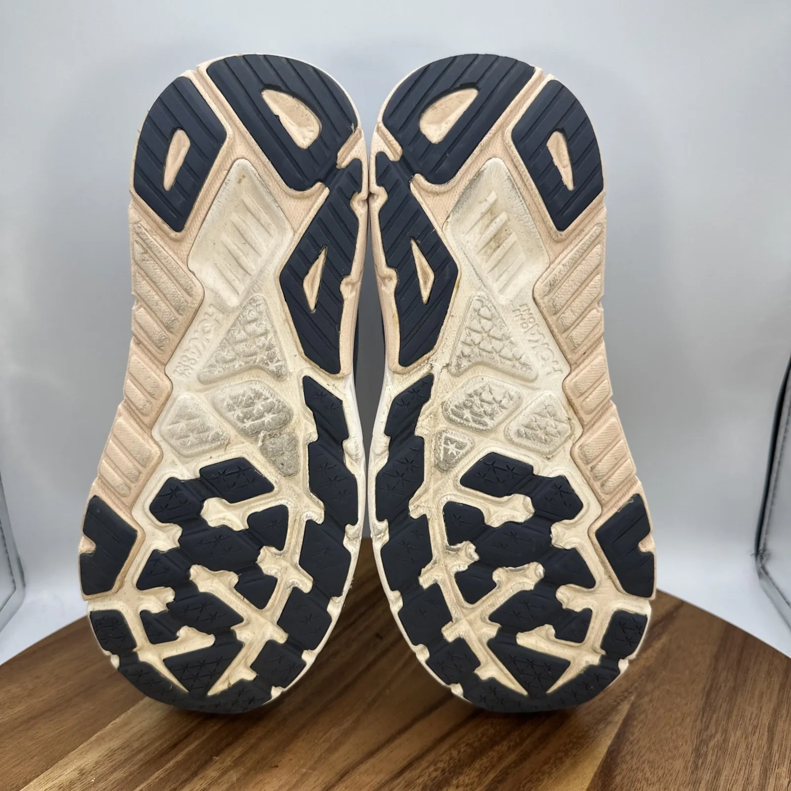 Hoka One One Arahi 5 Low Top Running Shoes Blue Athletic Athleisure Women's 9B Size 9 - Image 10