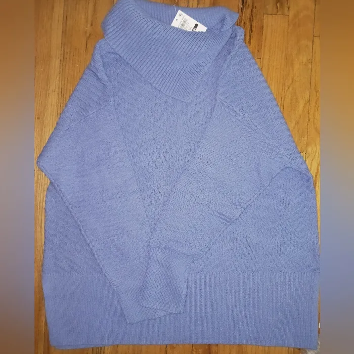 Elegant Lavender Cowl Neck Sweater Blue Size 1X - Image 3