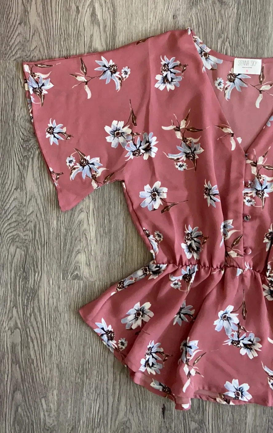 Sienna Sky Peplum Top - Image 2