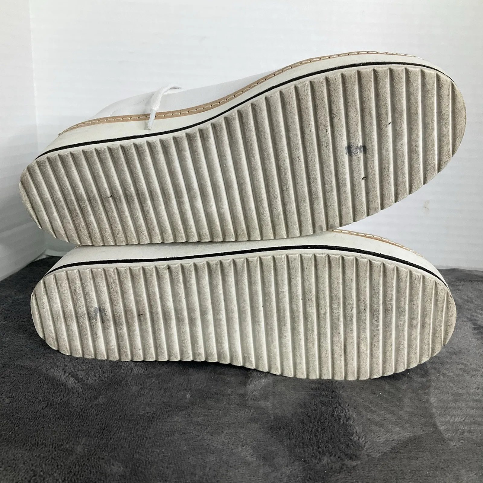 Chelsea & Violet Women's Penny Leather Platform Lace-Up Sneakers‎ White Sz 7.5M - Image 9