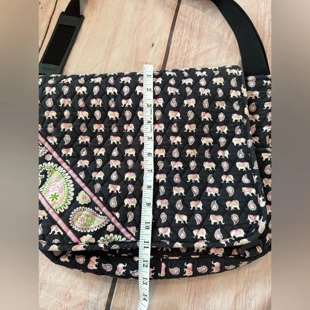 Vintage Elephant Paisley Vera Bradley Messenger Bag Cross Body Pink Black - Image 3