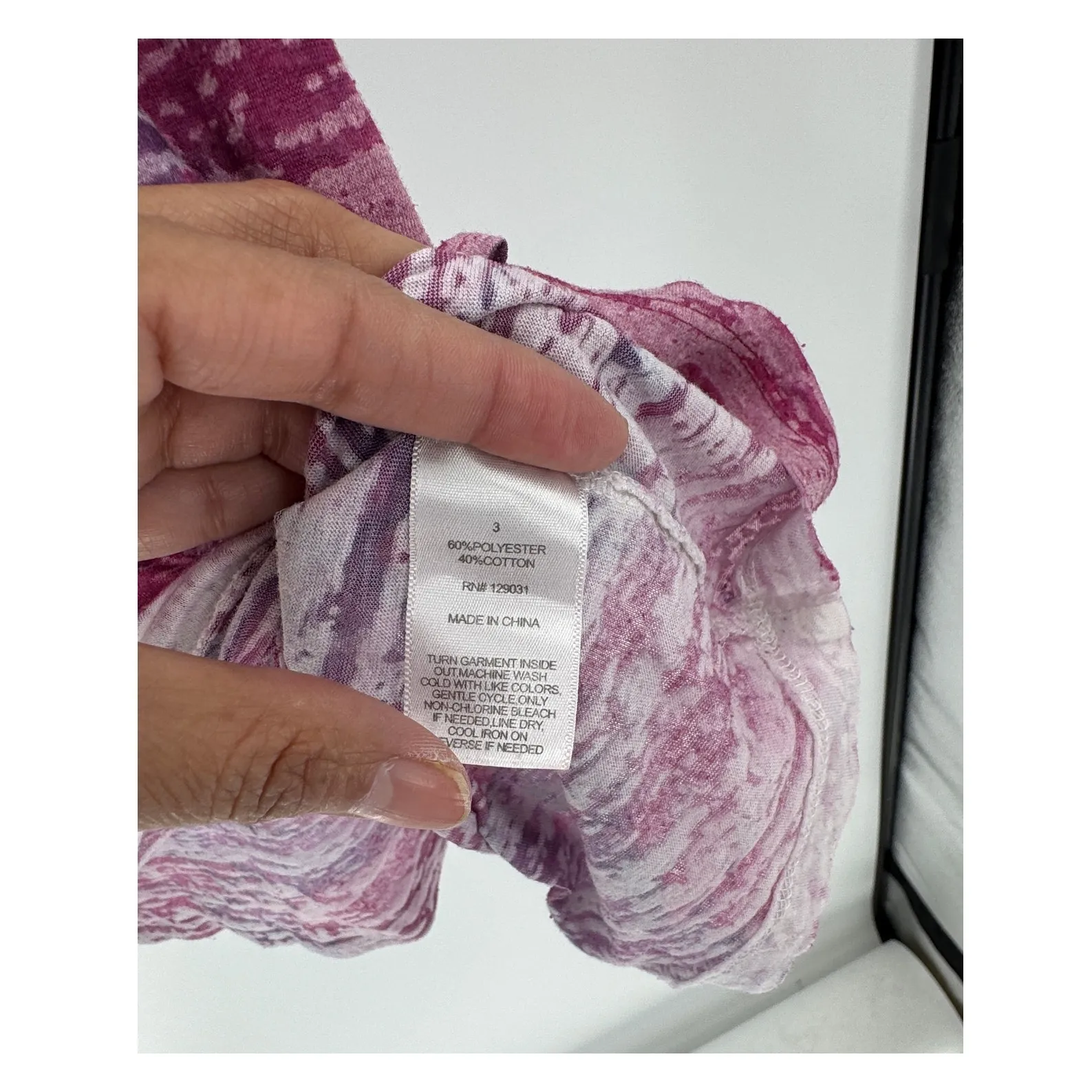 Maurices True Y2K floral sparkle studded v-neck pink burnout T-shirt size 3X - Image 7