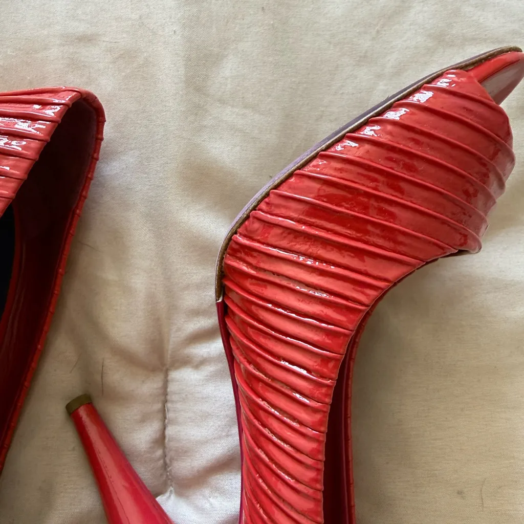 Miu Miu  | Red/Pink Patent Leather peep toe heels - Image 3