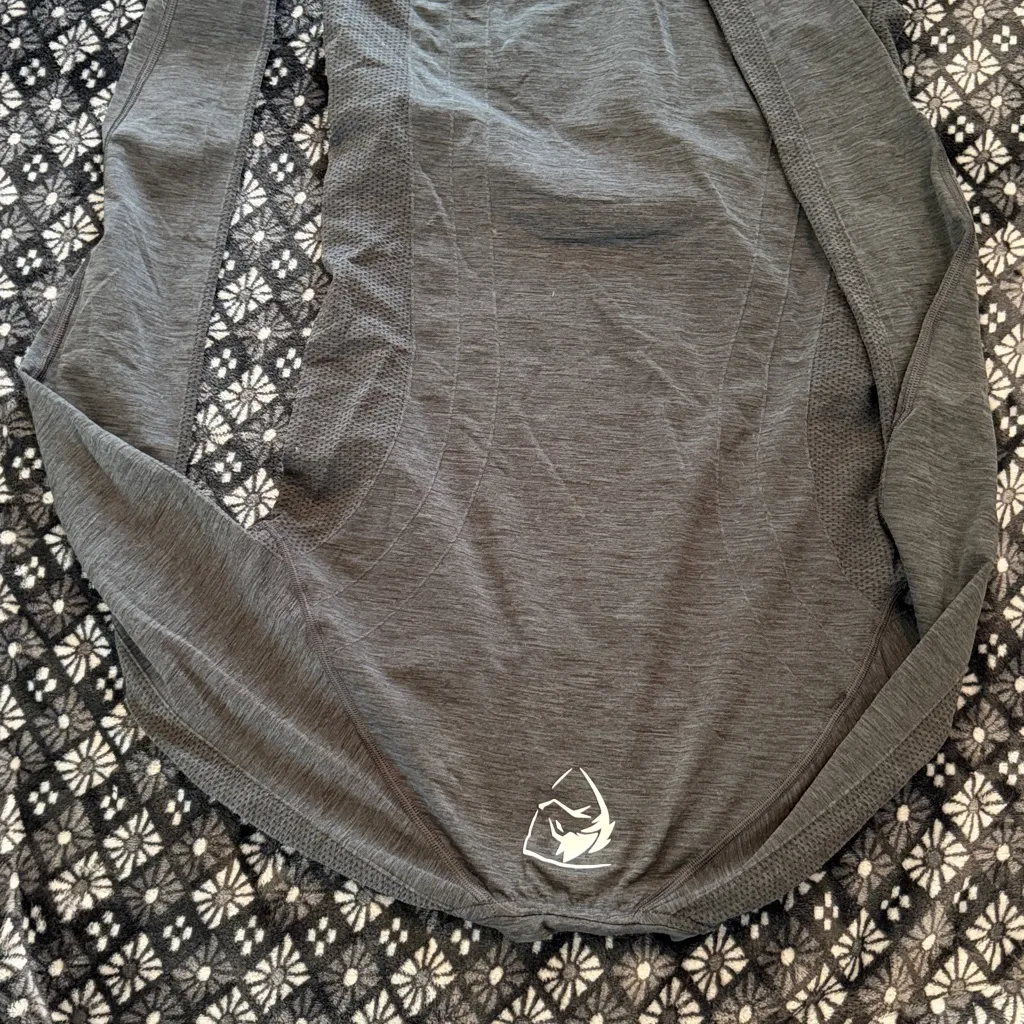 Alphalete V-Neck Long Sleeve - Image 5