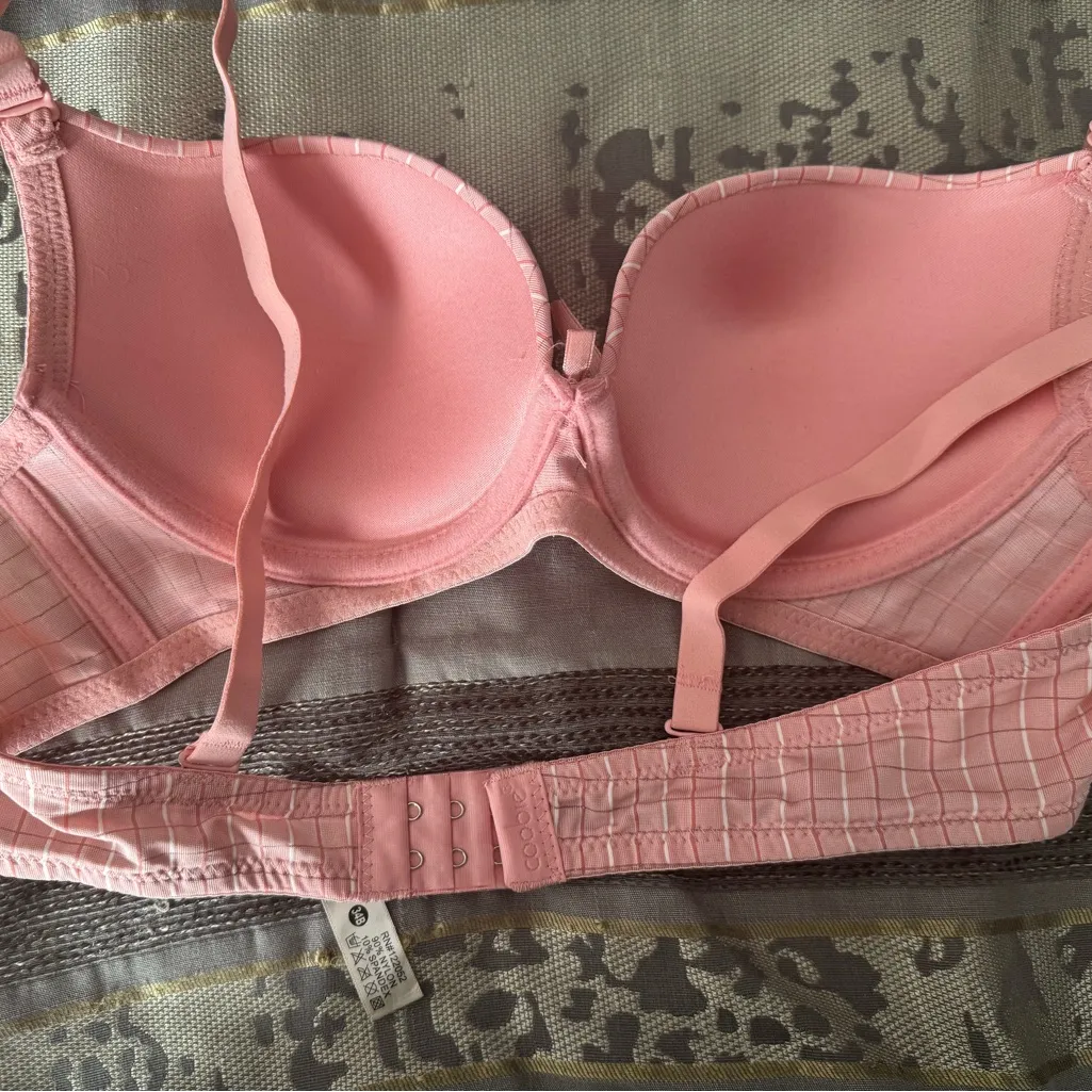 Pink Checkered Bra Size 34 B - Image 4
