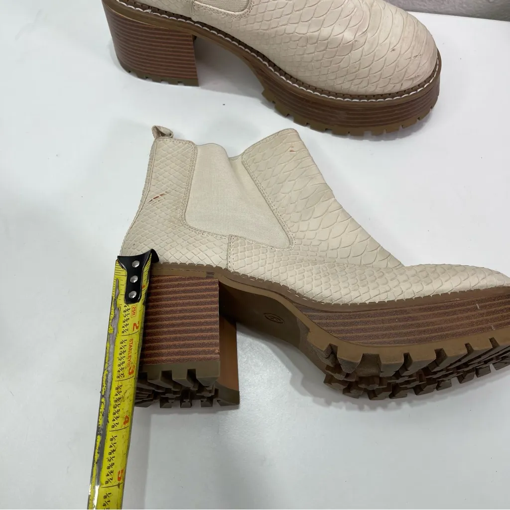 MIA Chelsea Women 8M Ivory Platform  Ankle Boots Chunky Lug Heel Booties Grunge - Image 4