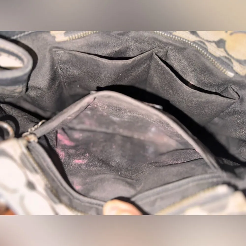 Coach Signature Hampton Black Handbag Tote - Image 6