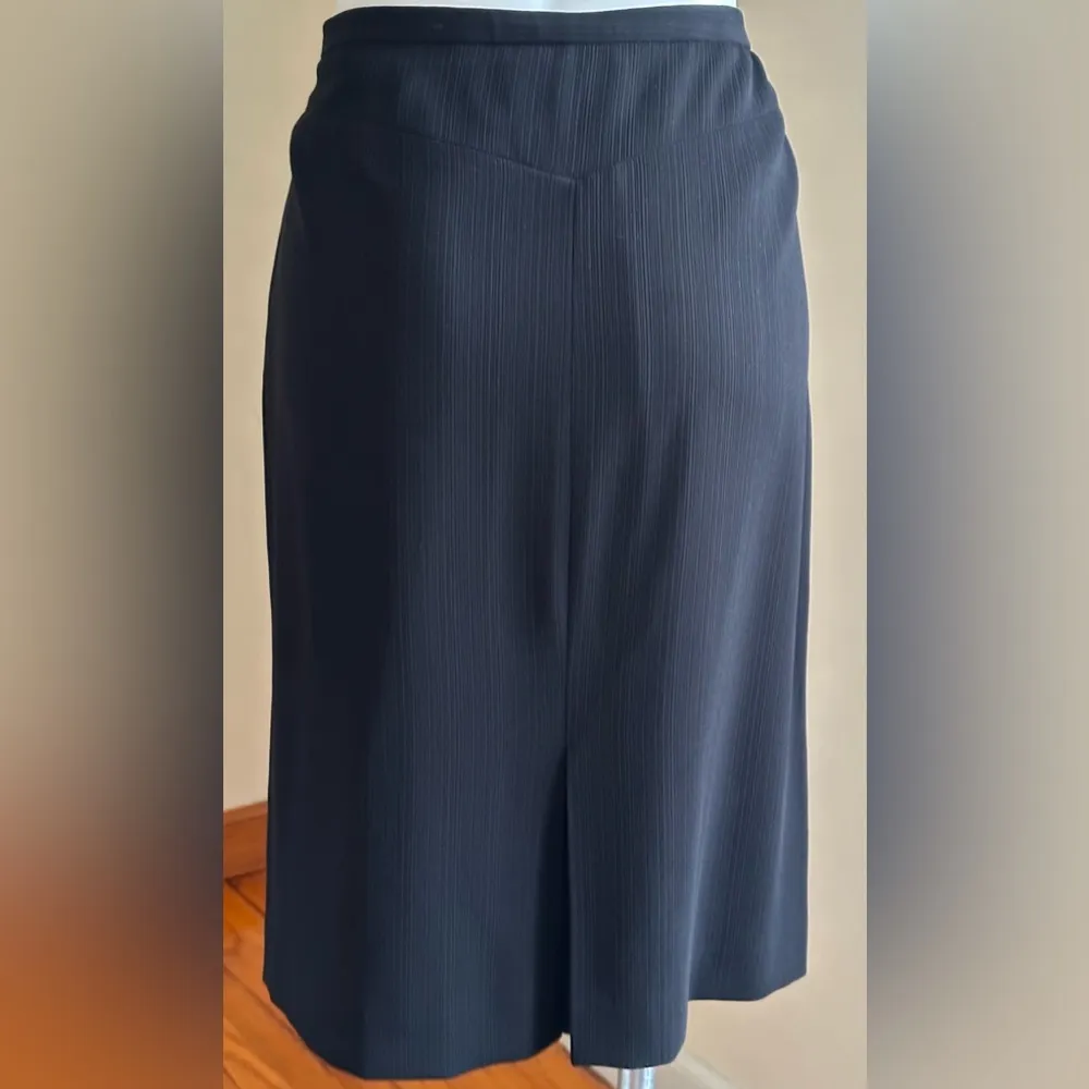 Jones New York Black Midi Zipper On Side Lines In Fabric SZ 12 Good condition - Image 6