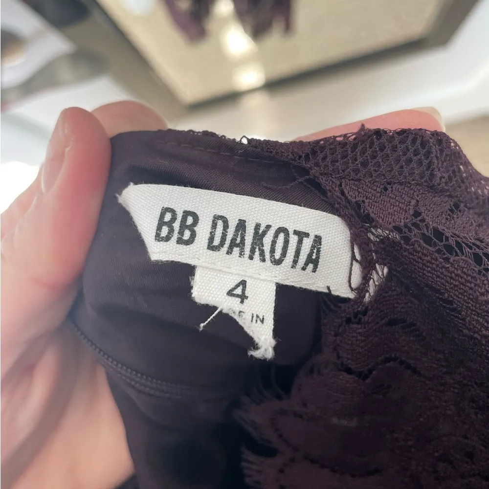 BB Dakota Purple A-line Knee-length Flutter Sleeve Cocktail Dress - Image 7