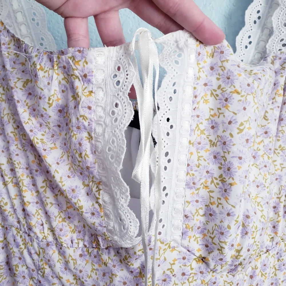 Forever 21  + Ditzy Floral Prairie Midi Dress - Image 10