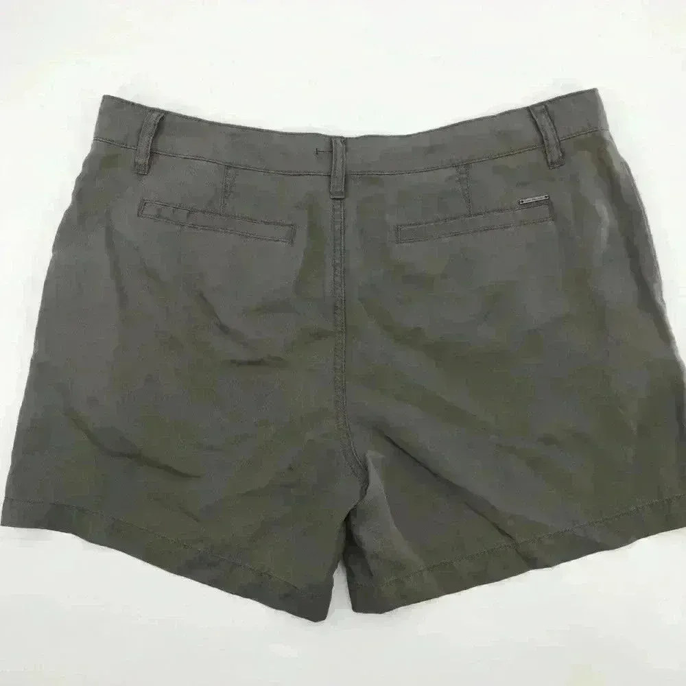 Calvin Klein Jeans Women's Smoked Pearl Casual Shorts Size 32‎ NWT - Image 2