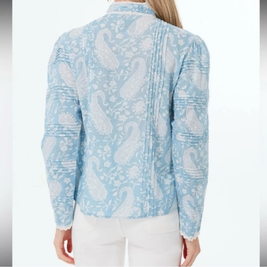 THE SHIRT BY ROCHELLE BEHRENS Blue Paisley Priya Shirt Tuckernuck Small - Image 2