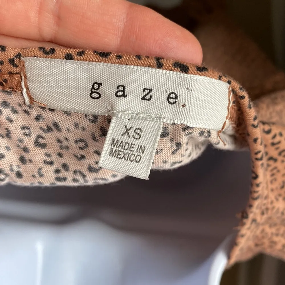 Gaze xs flowy tunic cheetah print long tee - Image 4