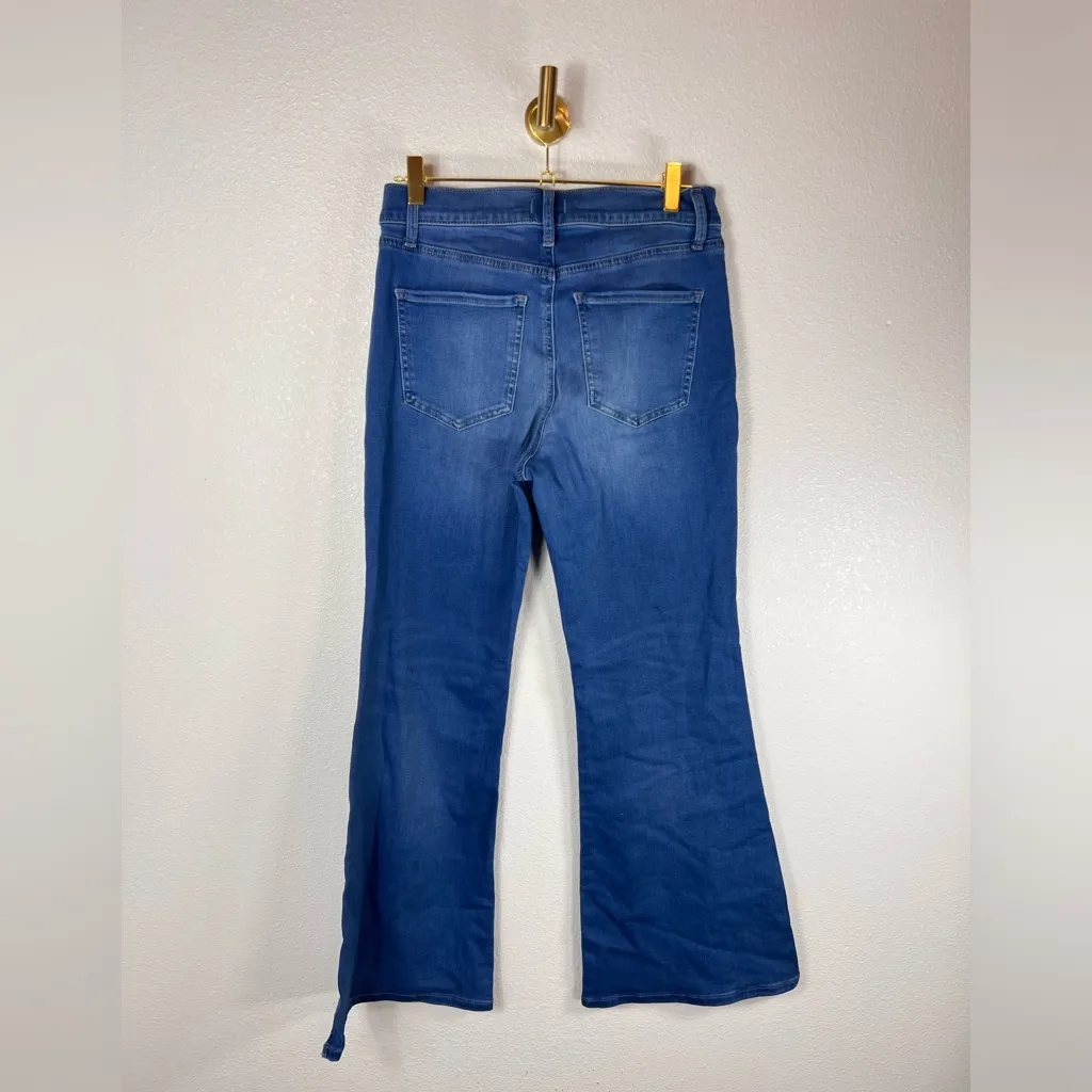 Express NWT 70’s Boot Cut Flare Mid Rise Hyper Stretch Denim Jeans Size 8 - Image 2