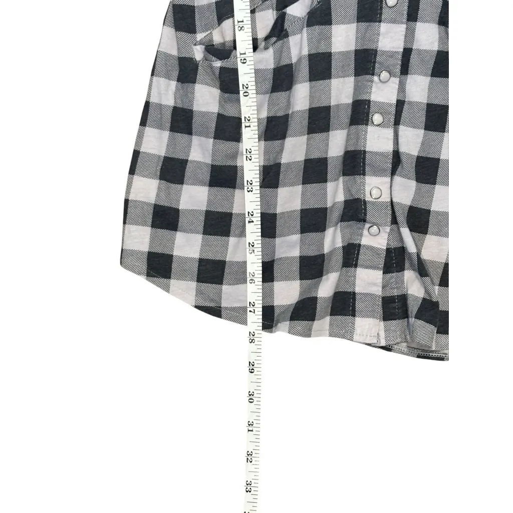 UnionBay Women's Gray & Black Plaid Buttoned Top - Image 6