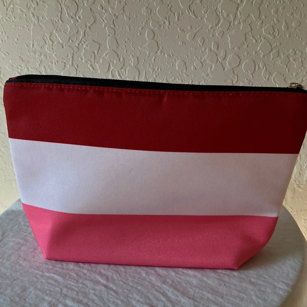 Clinique x Kate Spade: NWOT Red & Pink Cosmetic Bag - Image 6