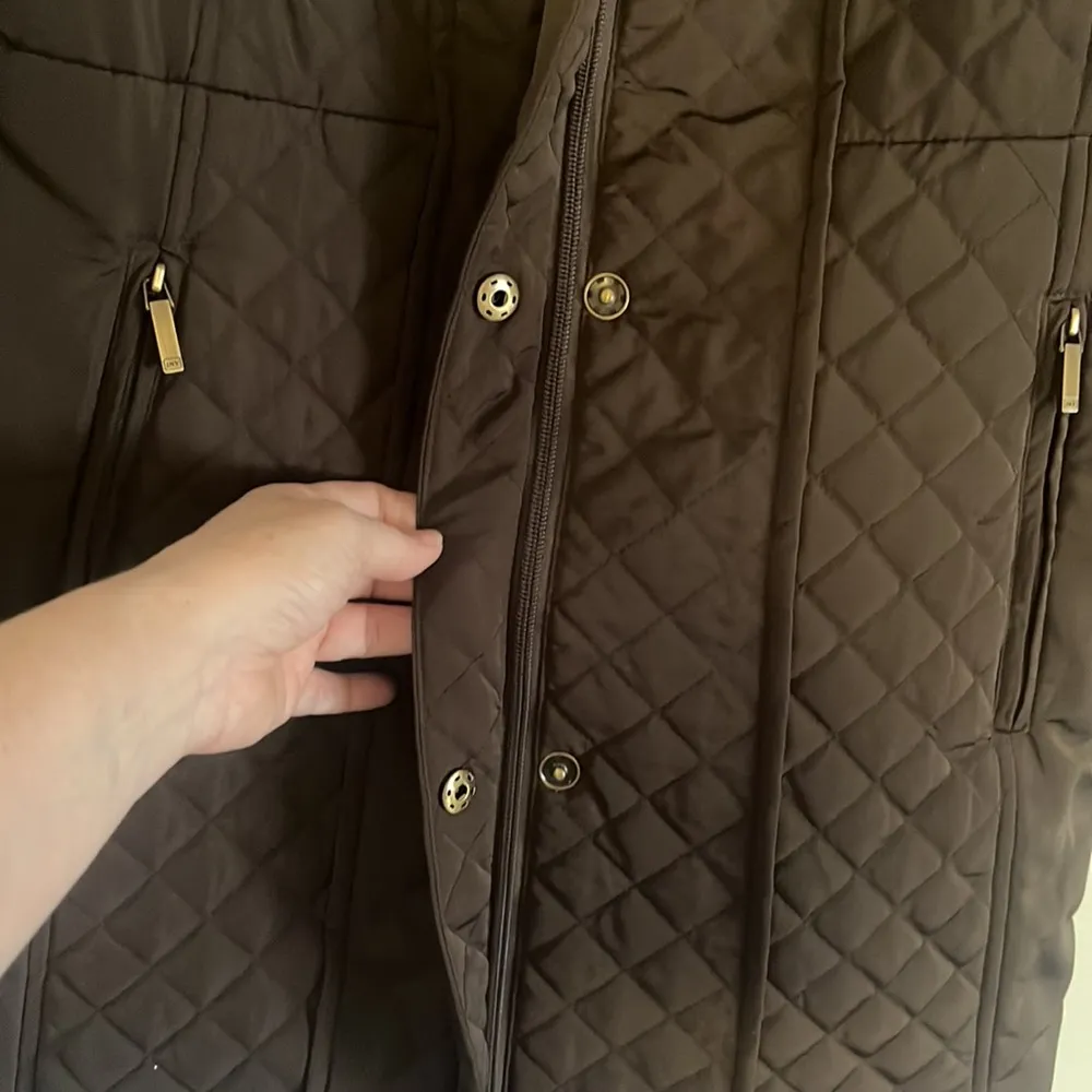 Jones New York quilted coat - Image 7