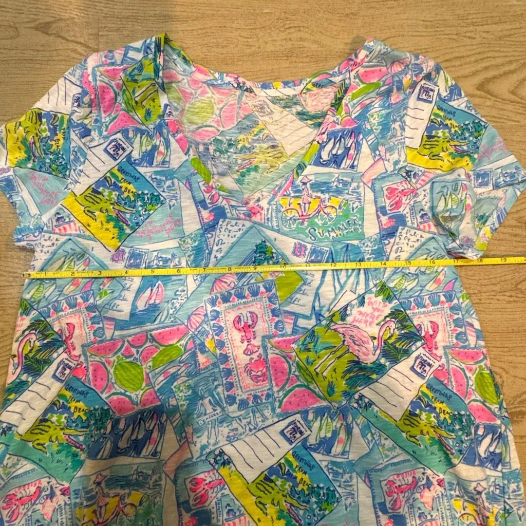NWOT Lilly Pulitzer Etta V-Neck top in the "Pop Up Wish You Were Here" print siz - Image 6