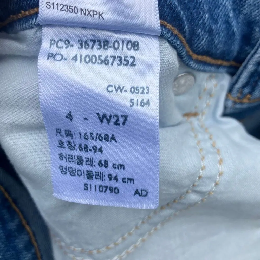 Levi’s signature “heritage boyfriend” medium wash cuffed jeans size 4/27 # 637 - Image 9