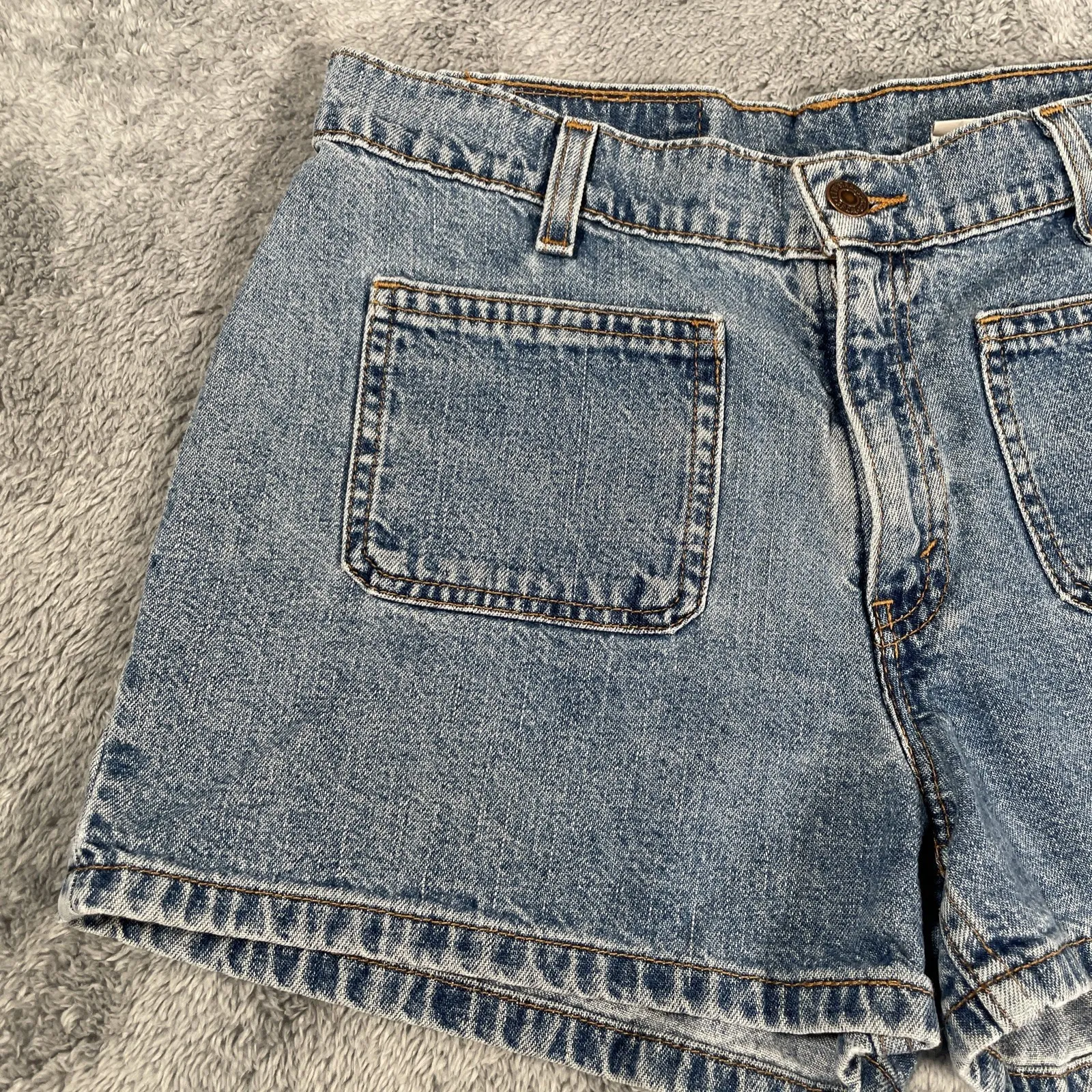 Vintage Women's Levi's MOM SHORTS Jean Shorts Size 9 HTF RARE BLACK TAB 1990s Blue - Image 2