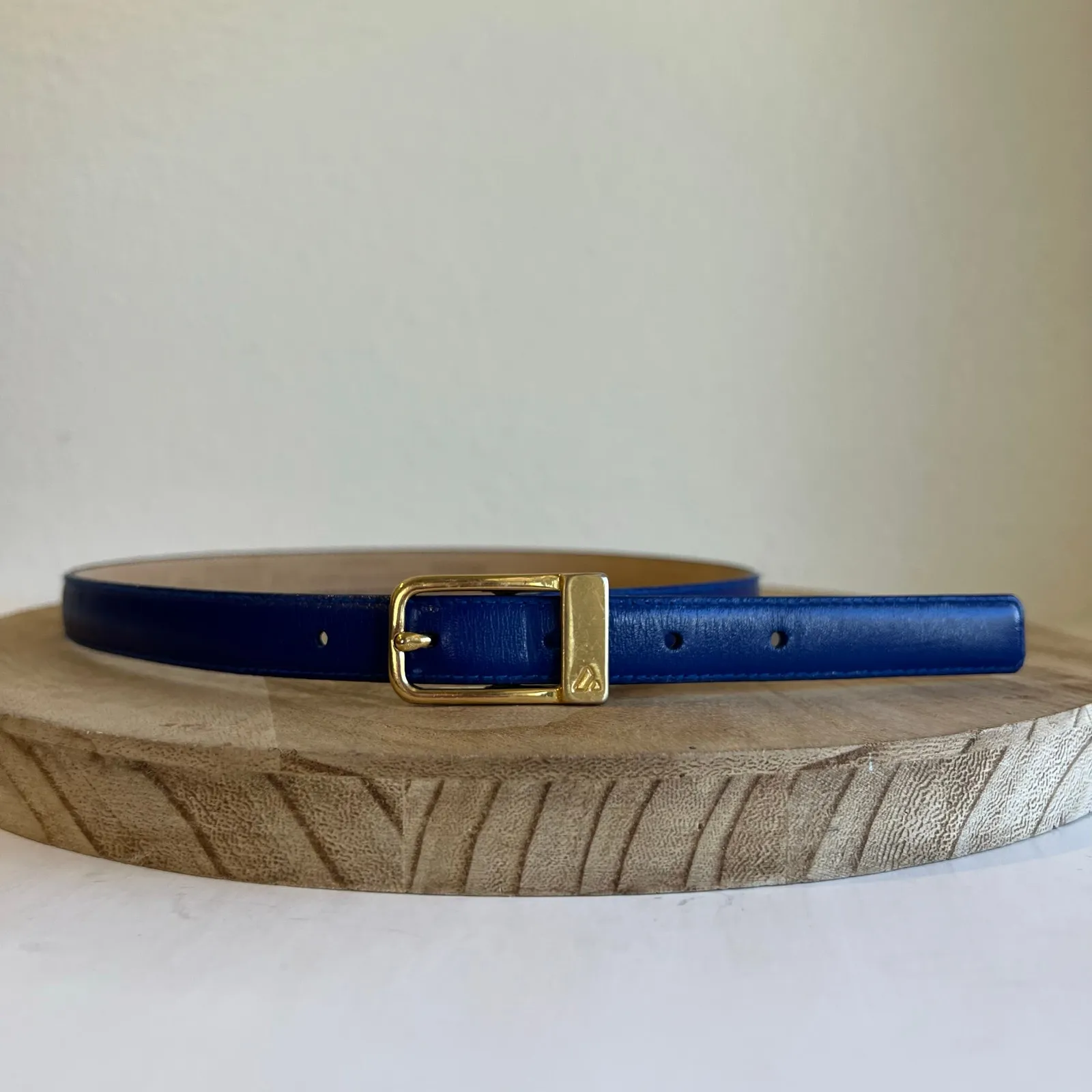 90s Liz Claiborne Blue Genuine Leather Thin Skinny Gold Buckle Belt Size XS - Image 9