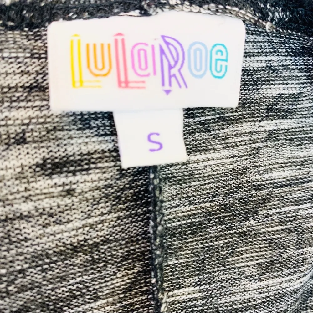 LuLaRoe Lindsay Black & White Boho Aztec Print Knit Kimono Cardigan Size Small - Image 10