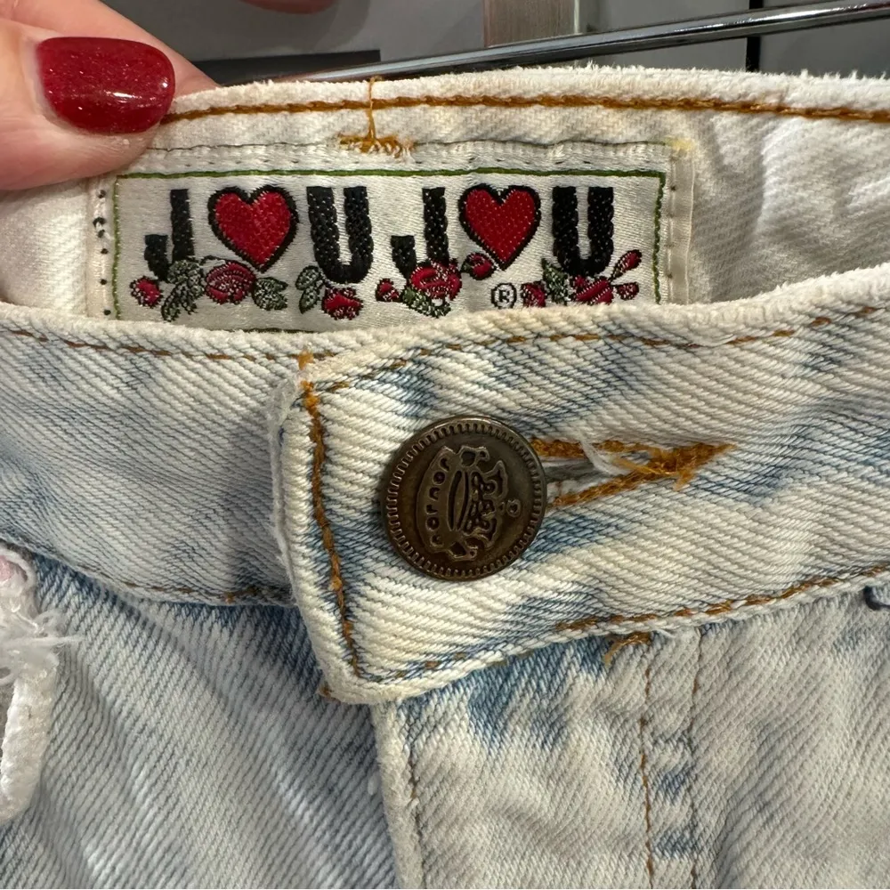 Vintage 90s Jou Jou Heartbreaker Denim Jean Shorts Lace Trim &‎ Heart Patch 9/10 Blue - Image 8
