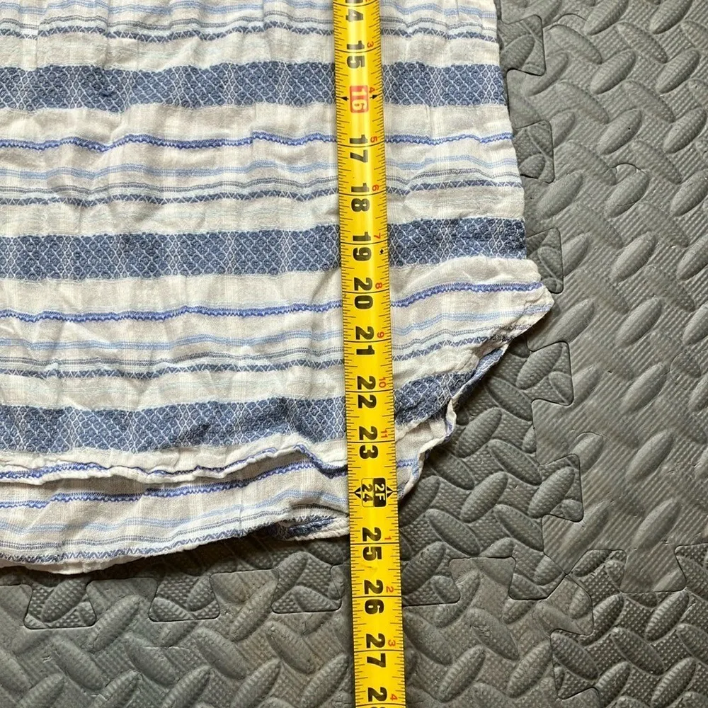 Columbia‎ Blue and White Striped Women's Half Button Down Shirt Size S - Image 7