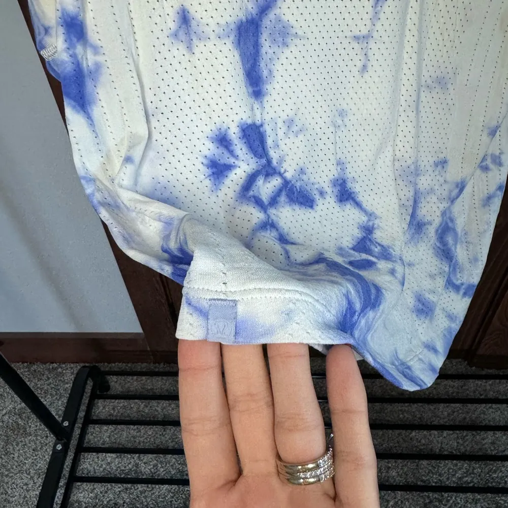 Lululemon Train to Be Short Sleeve *Shibori
Lavender Dusk / Lavender Dusk - Image 8