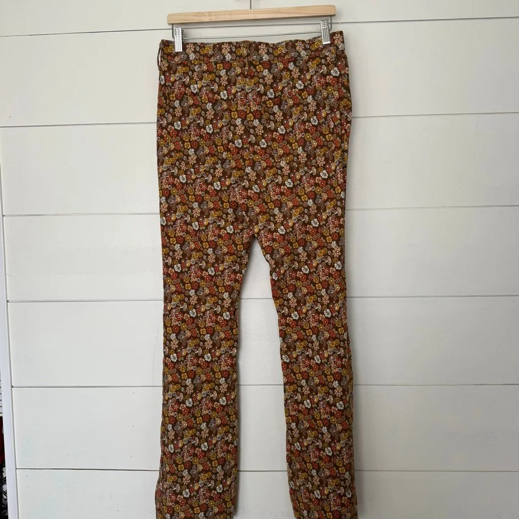 Hollister Women’s Large Floral Bell Bottom Flare Jeans Hippie Boho 70s - Image 3