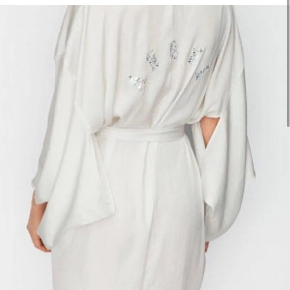 Victoria’s Secret Bling Angel Rhinestone Robe - Image 3