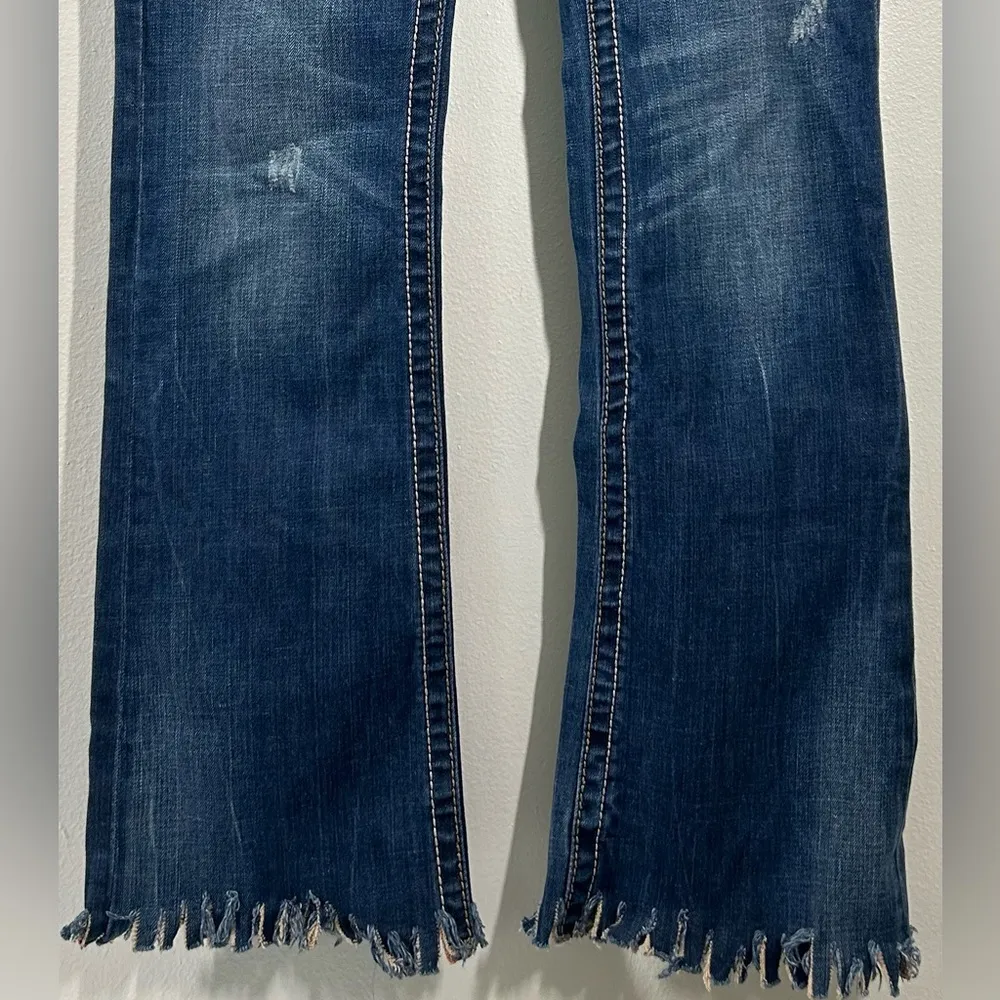 ROCK REVIVAL WOMEN'S NOELLE BOOT CUT JEANS SIZE 30 FRAYED HEAVY STITCHING - Image 3