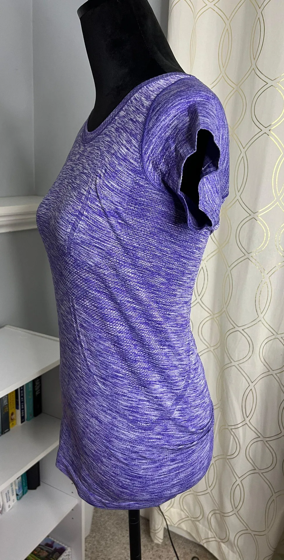 Lululemon Swiftly Tech Short Sleeve Shirt - Image 2