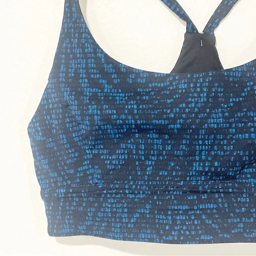 Lululemon Size 6 Train Times Athletic Strappy Sports Bra - Image 3